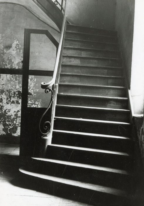 escalier au n°26