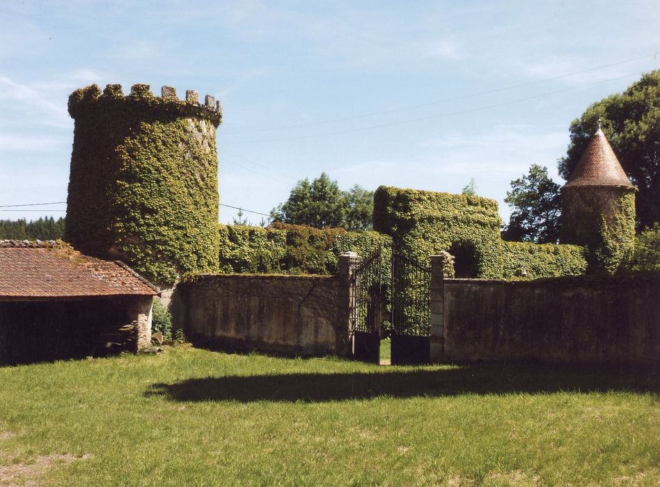 enceinte extérieure, élévation interne, tour nord-est