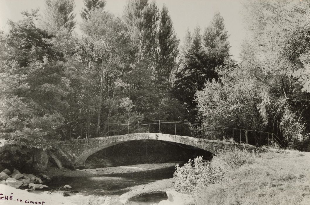 vue générale du pont dans son environnement