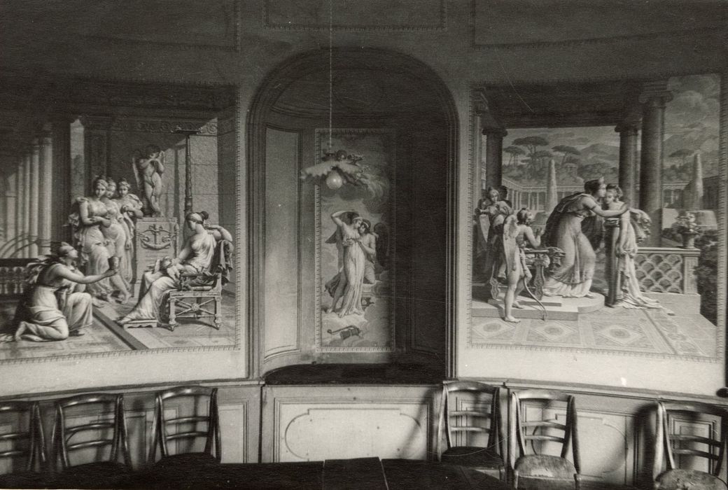 salle à manger, vue partielle du papier peint