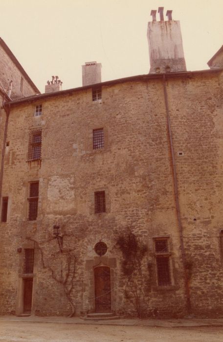 façade ouest, vue partielle