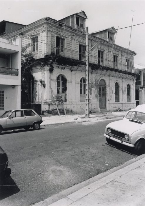 façade sur rue