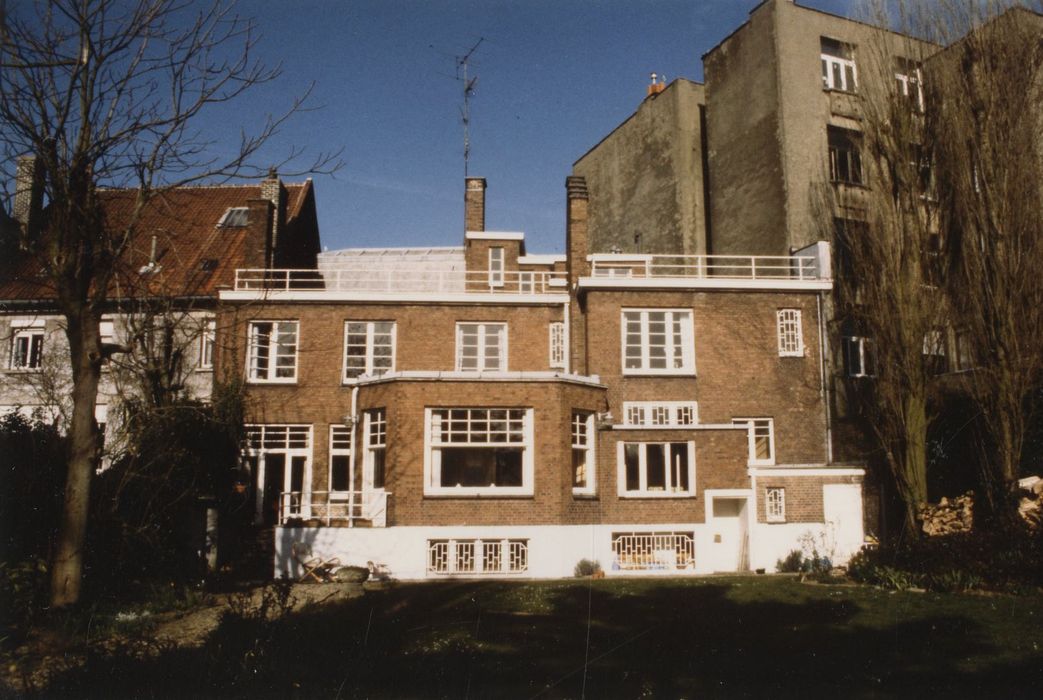 façade postérieure sur jardin