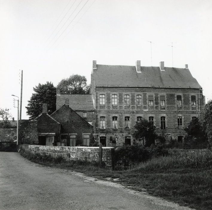 bâtiment des hôtes, façade sud