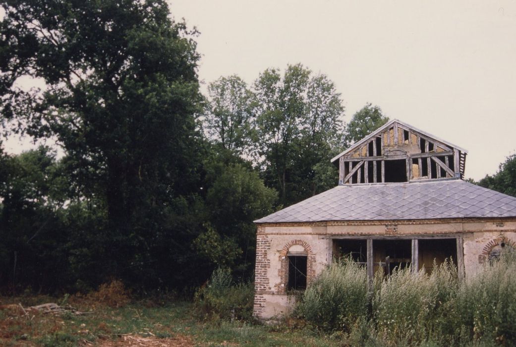 pavillon de garde, vue partielle