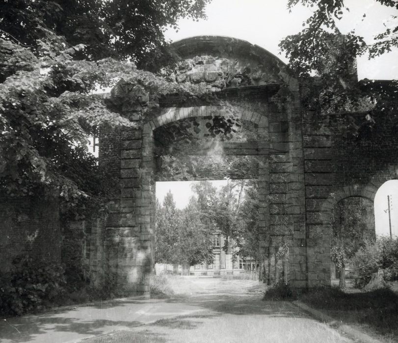 portail monumental d’accès sud, élévation sud