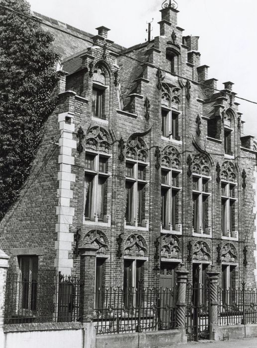 façade sur rue