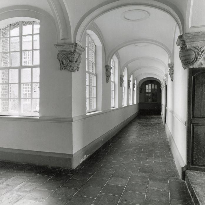 galerie du cloître