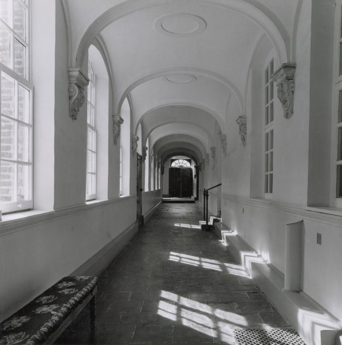 galerie du cloître