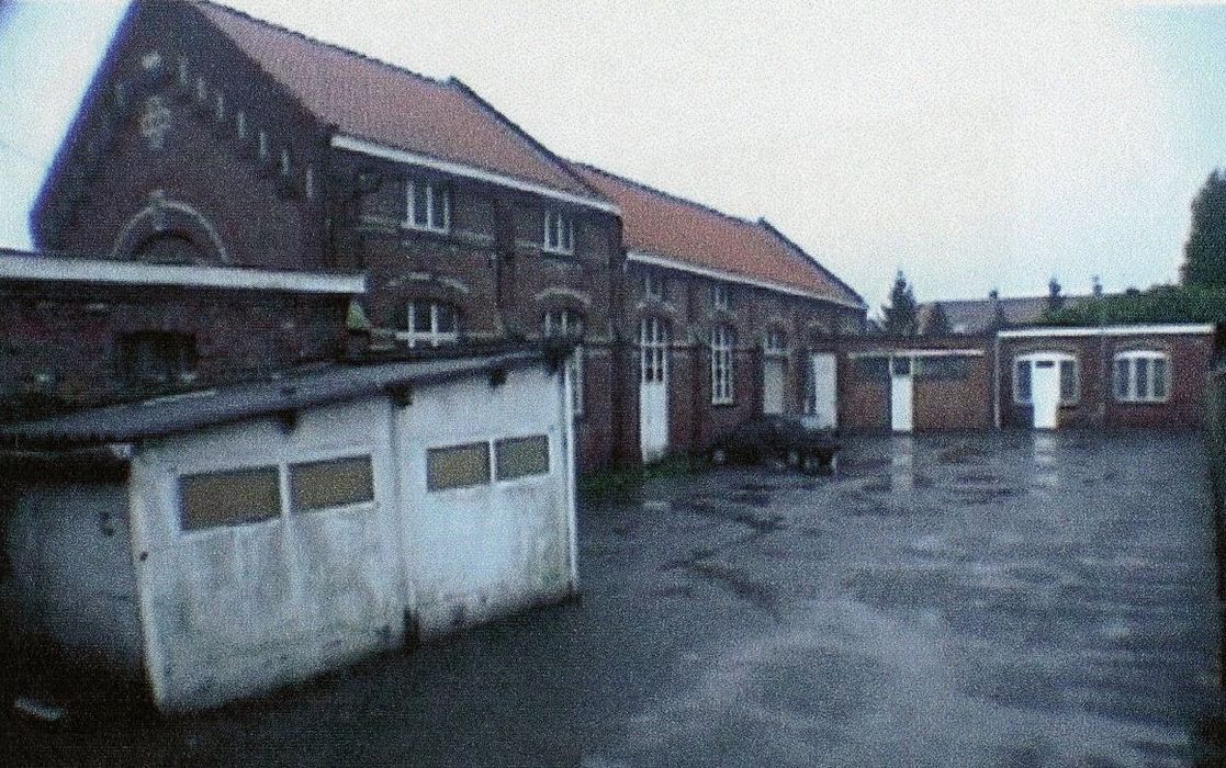 façade sur cour (photocopie numérisée)