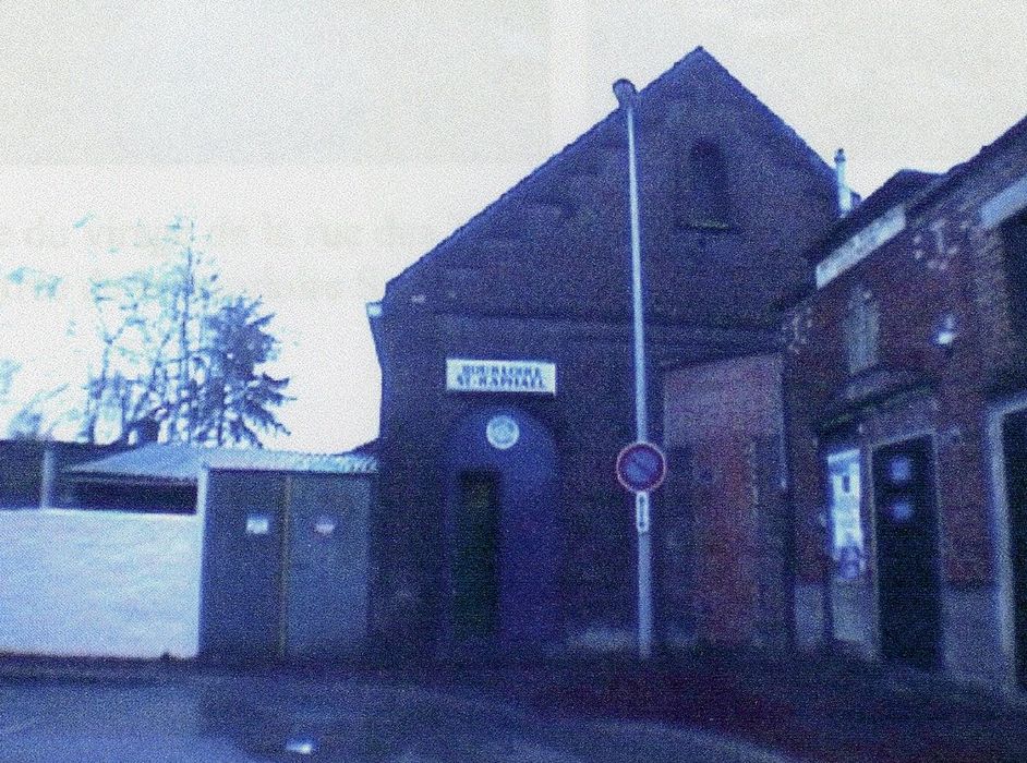 façade sur rue (photocopie numérisée)