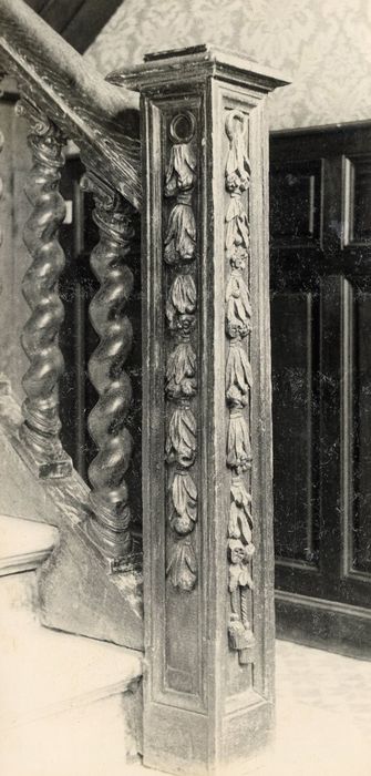 escalier, détail du départ de la rampe