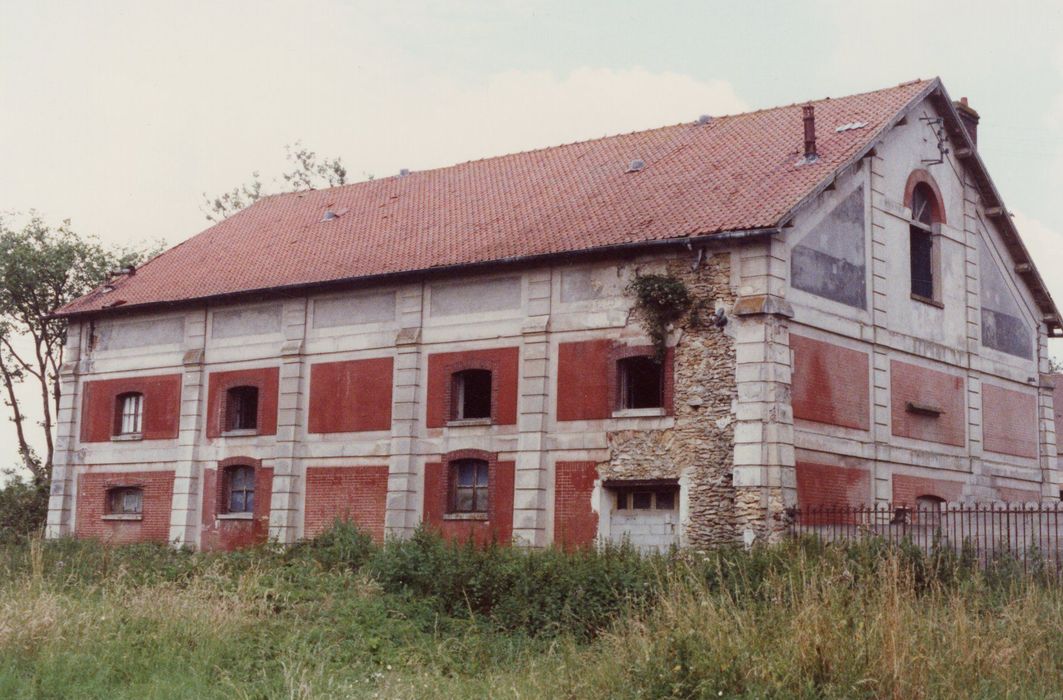 bâtiment est