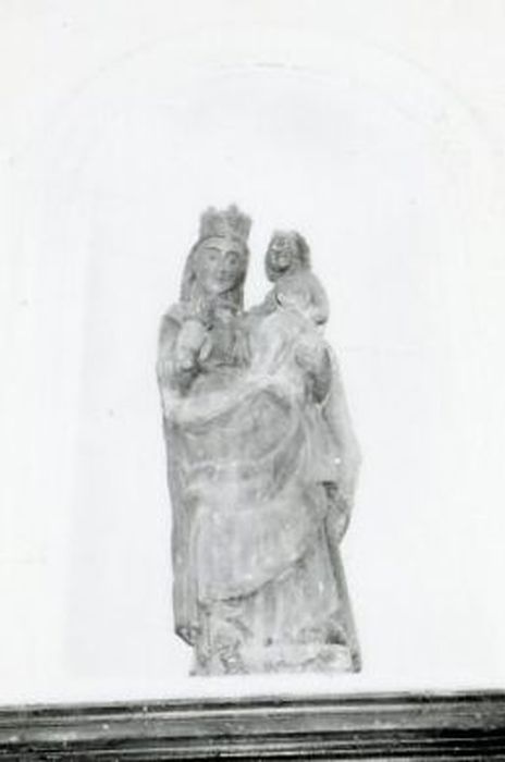statue : Saint Denis