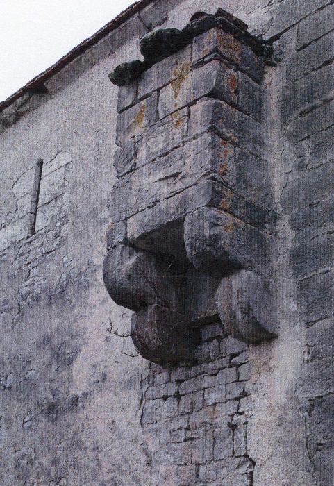 façade est, détail des latrines (photocopie numérisée)