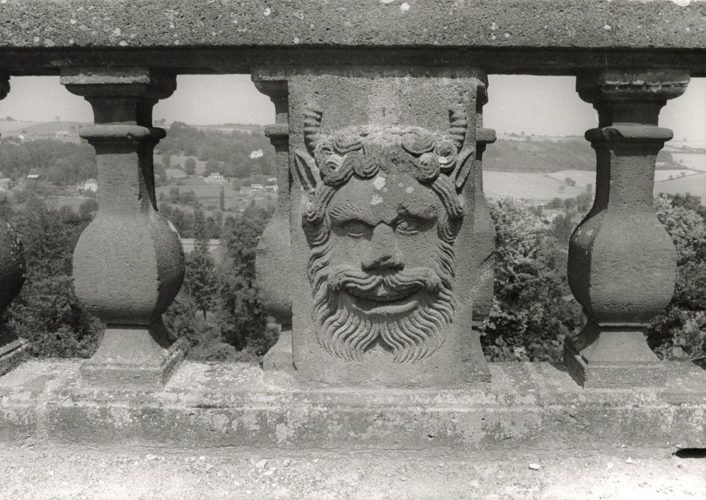 terrasse nord, détail de la balustrade