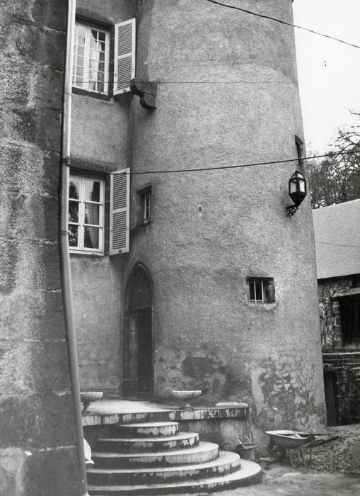 tourelle d’escalier est, vue partielle