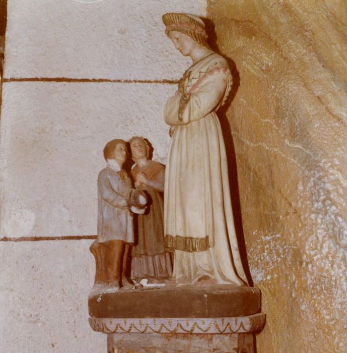 groupe sculpté : Notre Dame de la Salette