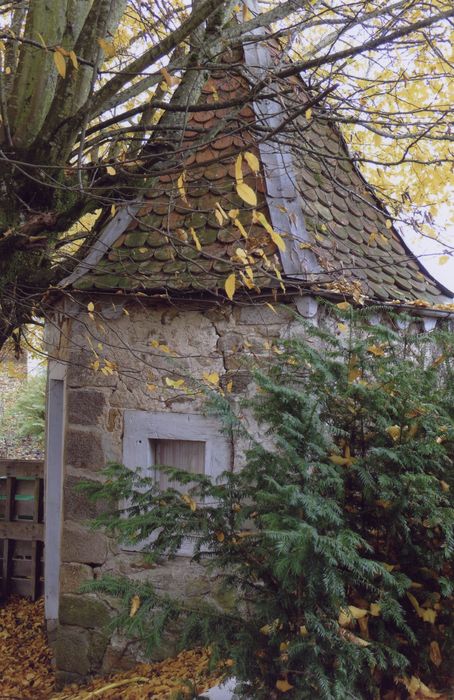 pavillon de jardin, vue partielle