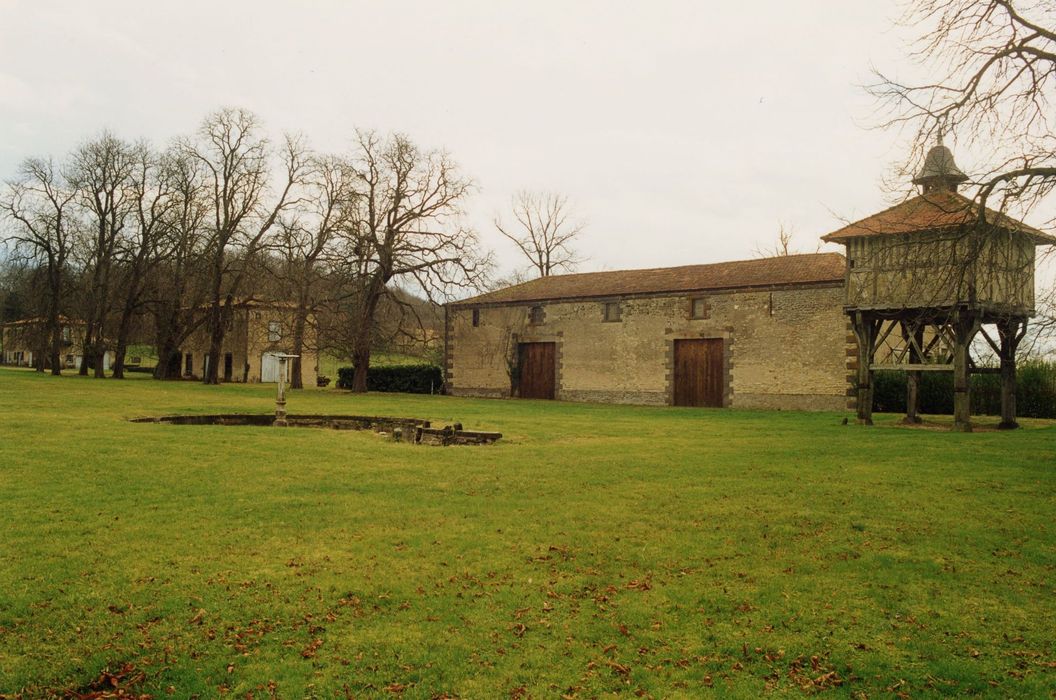 communs sud, pigeonnier, ensemble nord