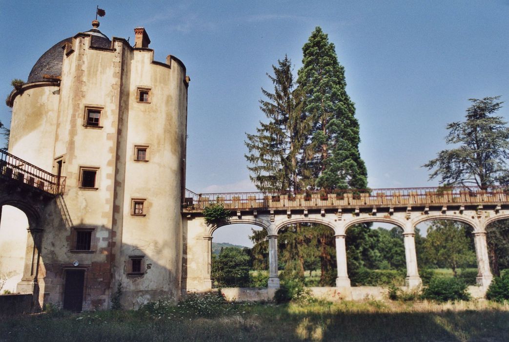 donjon, angle sud-ouest