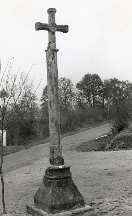 vue générale de la croix