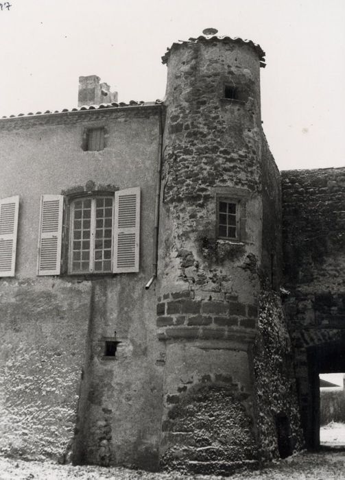 façade nord-est, tourelle nord-ouest