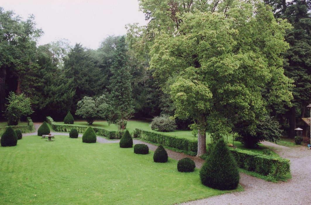 jardin, parterre nord-ouest, vue partielle