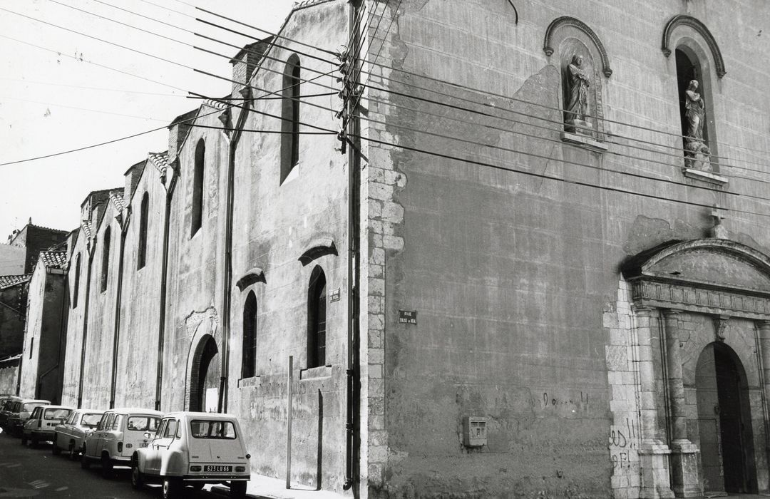 façade latérale nord-est, vue partielle