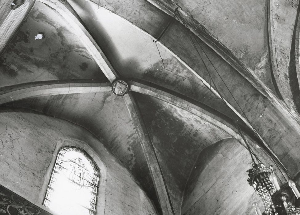 chapelle latérale, vue partielle de la voûte