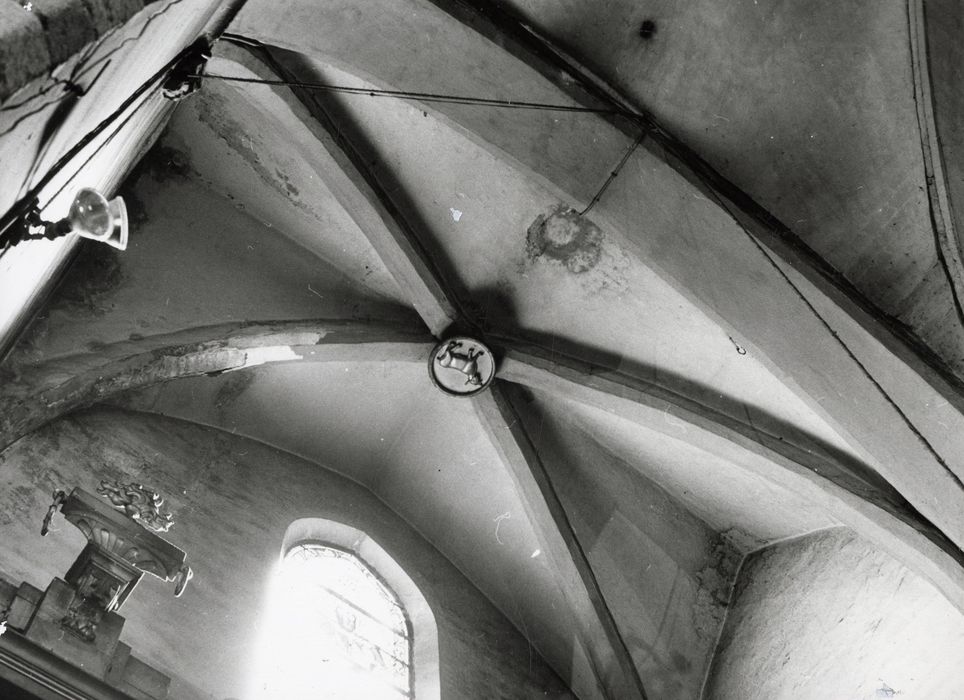 chapelle latérale, vue partielle de la voûte