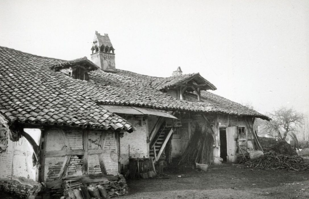 façade ouest, vue partielle