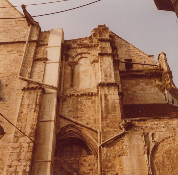 façade nord, vue partielle