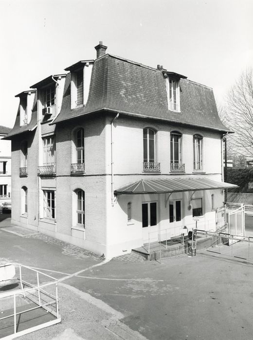 pavillon des bureaux