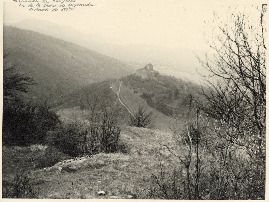 vue générale du château dans son environnement