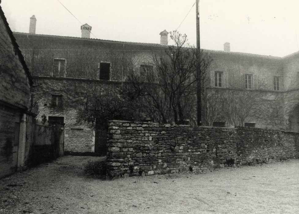 bâtiment conventuel, façade sud, vue partielle