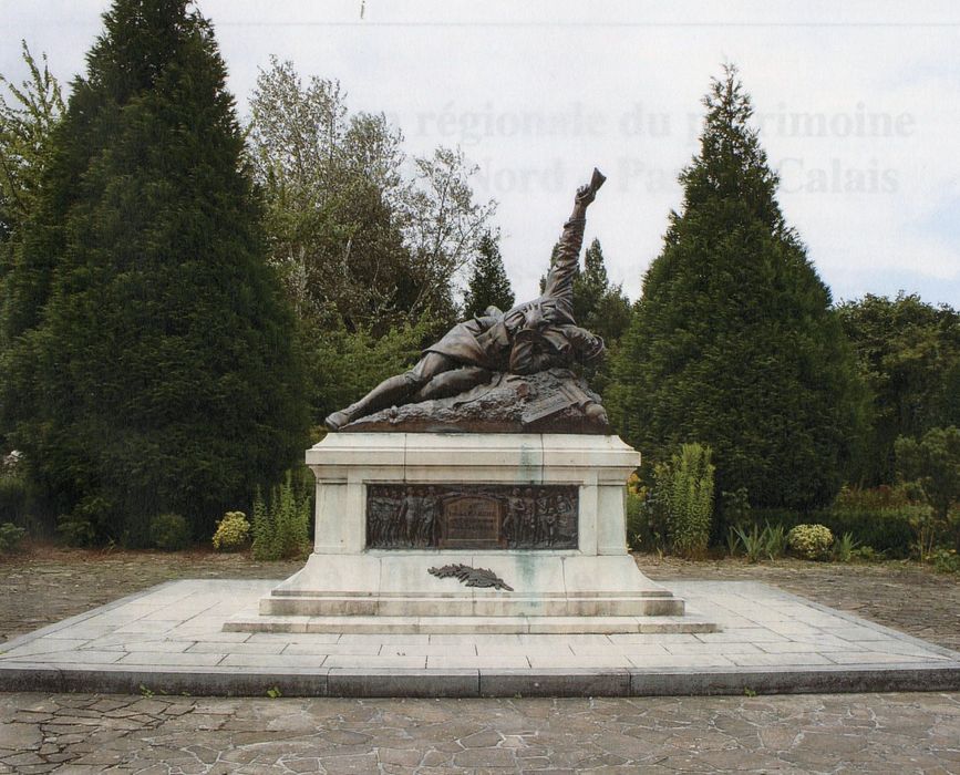 vue générale du monument (photocopie numérisée)