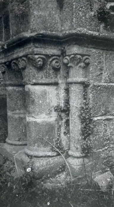 vestiges de l’ancien cloître, détail