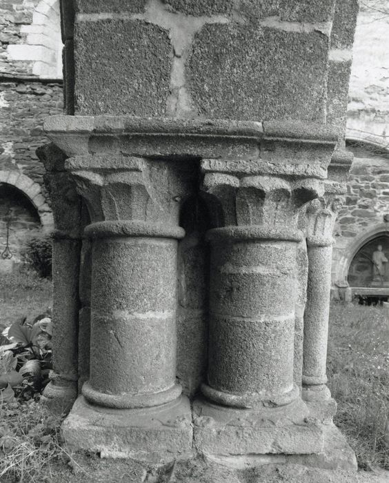 arcades de l’ancienne salle capitulaire, détail