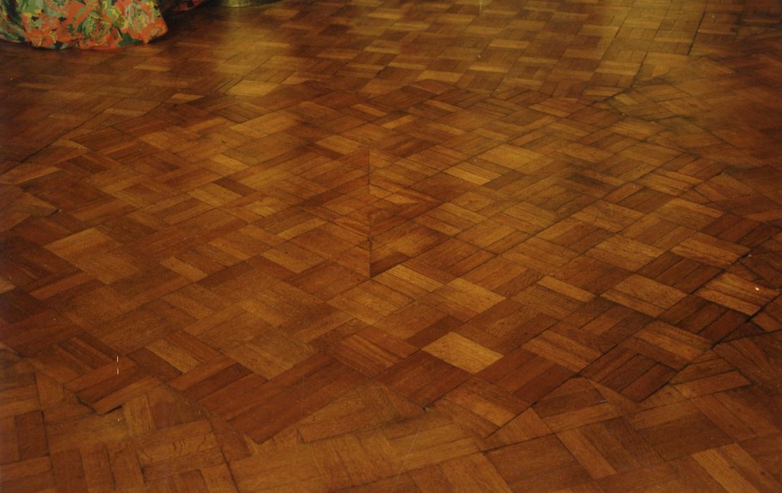 hall, détail du parquet