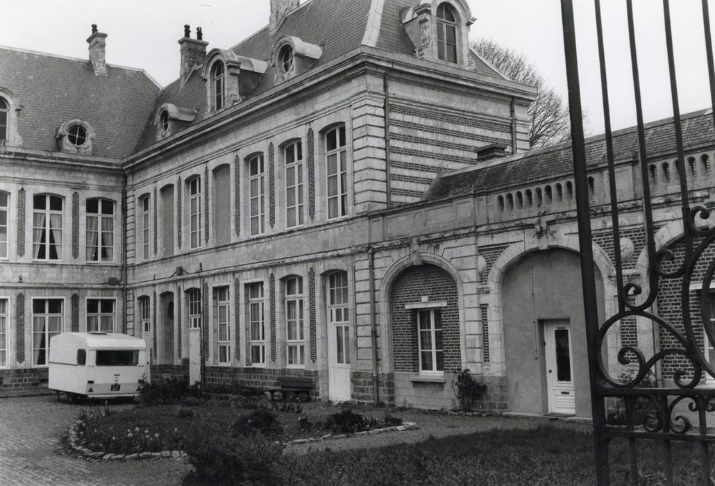 château, aile est façade ouest