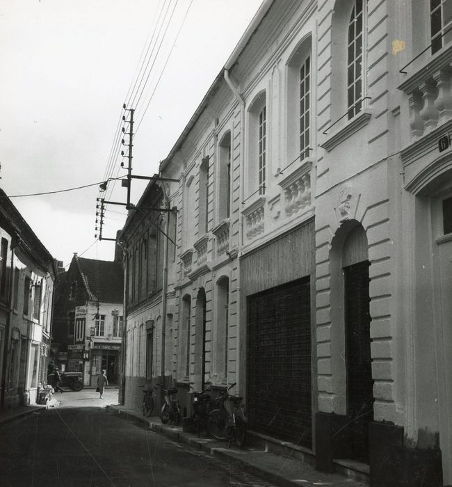 façade sur la rue de la Relingue