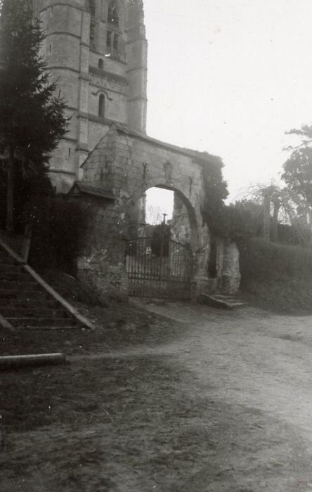 portail d’accès, élévation ouest