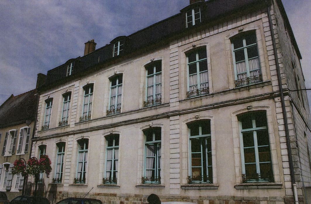 façade sur rue (photocopie numérisée)