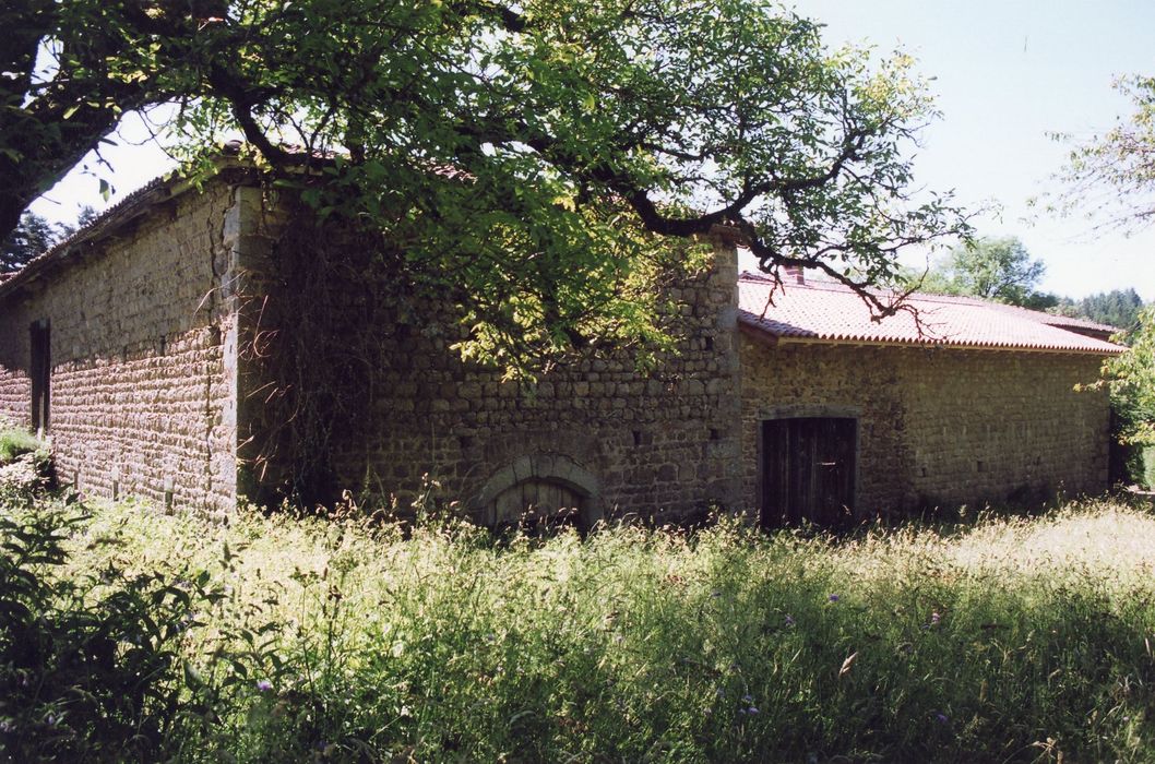 grange-étable, façades nord-est, nord-ouest