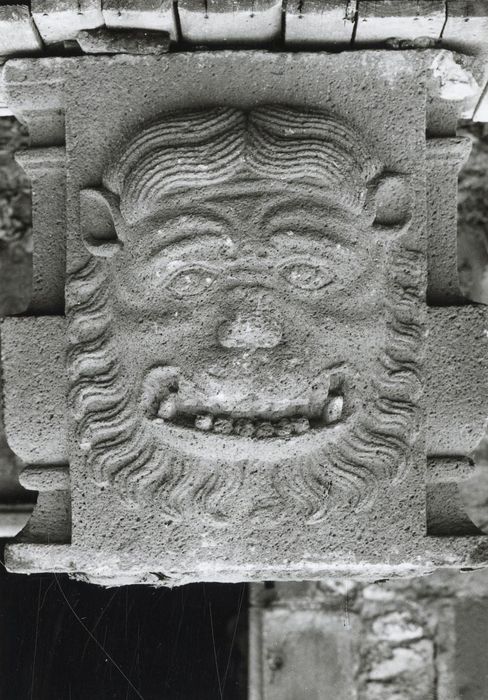 balustrade de la terrasse, détail d’un fragment déposé