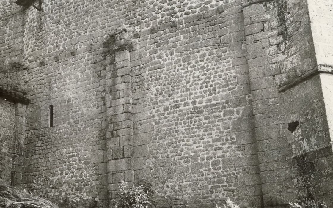 façade latérale nord, vue partielle