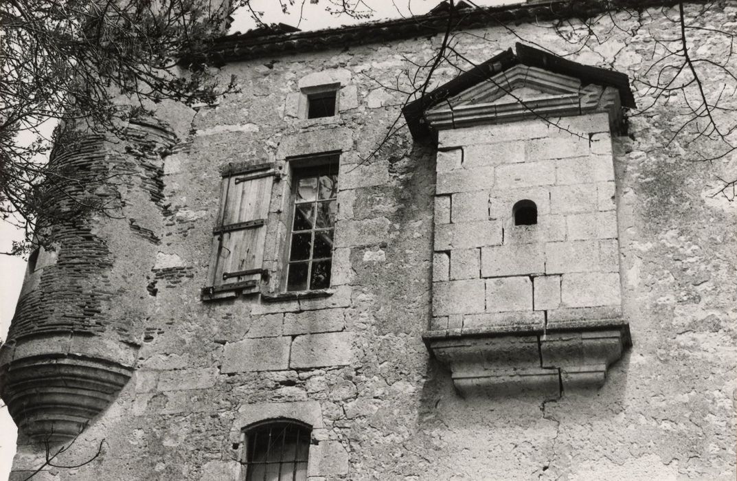 façade ouest, vue partielle