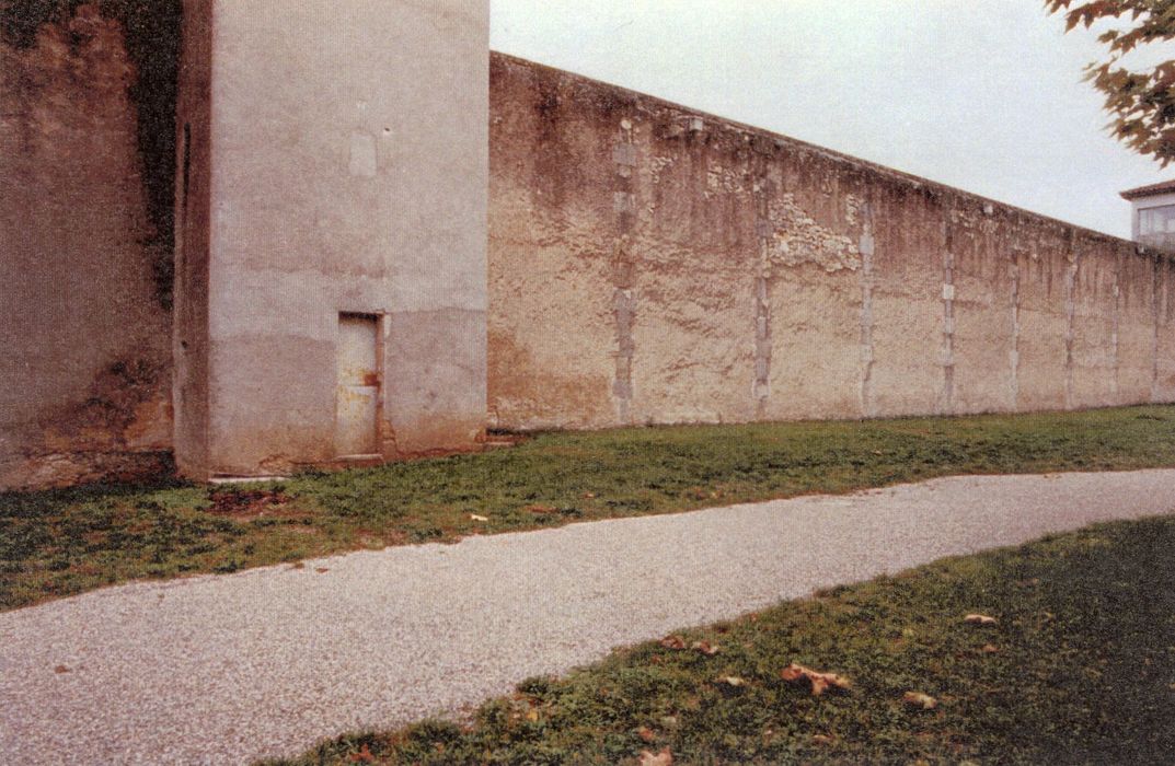 élévation extérieure du mur (photocopie numérisée)