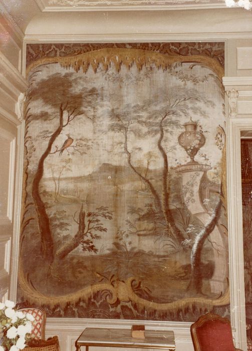 grand salon, toile peinte